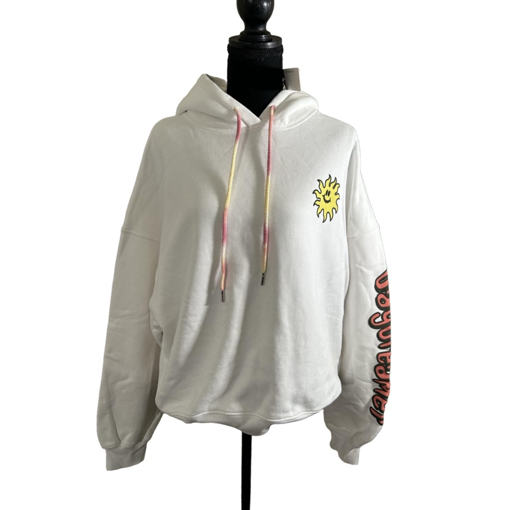NWT DAYDREAMER SWEATSHIRT, Size Small